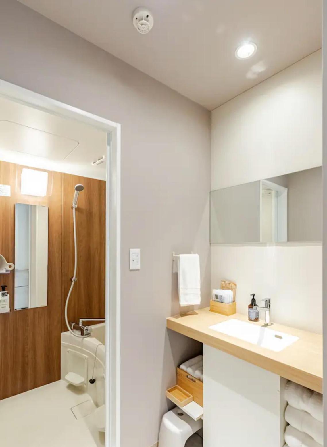 （日本中から大阪いらっしゃい２０２２）8b HOTEL -Osaka Nishikujo APARTMENT エクステリア 写真